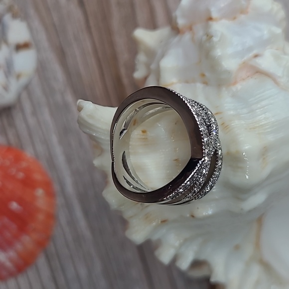 NIB STERLING SILVER WHITE TOPAZ CRISS CROSS RING - Picture 4 of 10